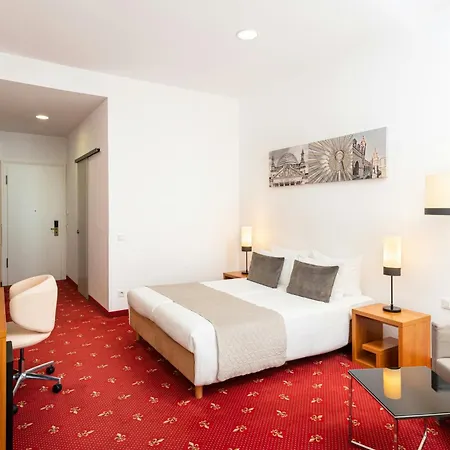 Hotel Leonardo Ku'damm 4*