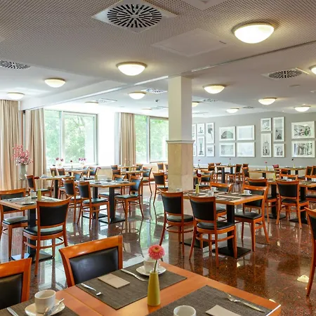 Leonardo Ku'damm 酒店 4*